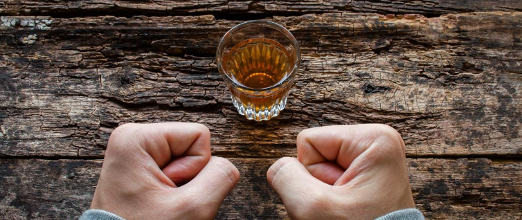 L’alcool : comment savoir qu’on en est dépendant ?